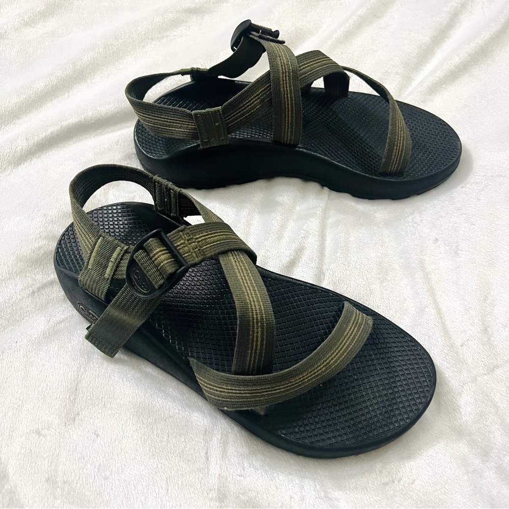 Mens Chaco z classic Sandals size 11